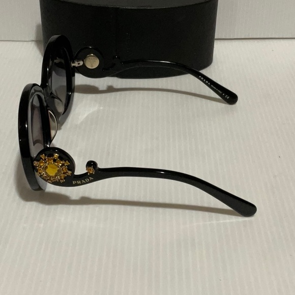 Prada woman’s sunglasses spr 27QS round frame made in Italy - Picture 8 of 11